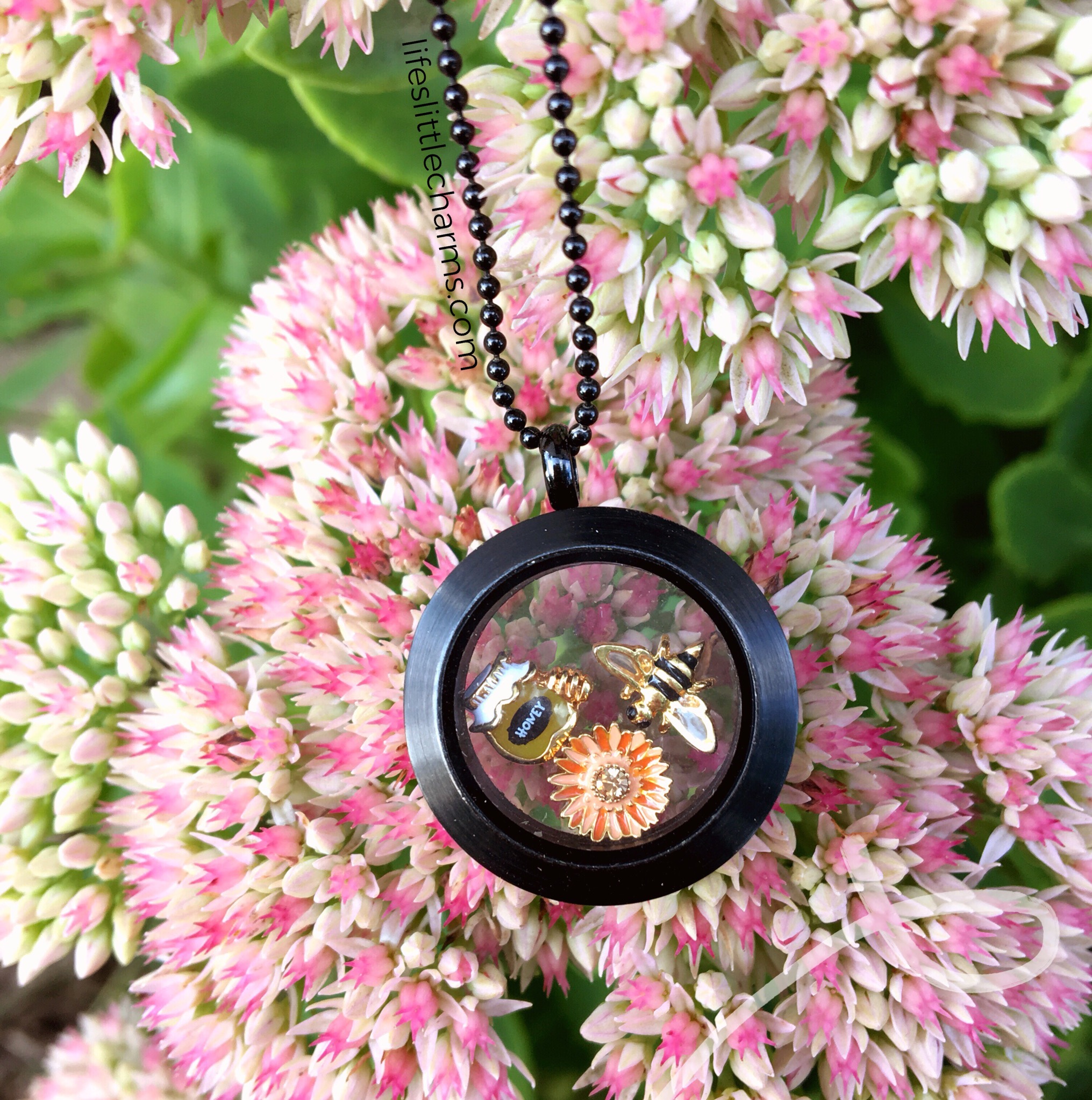 honey and bee locket