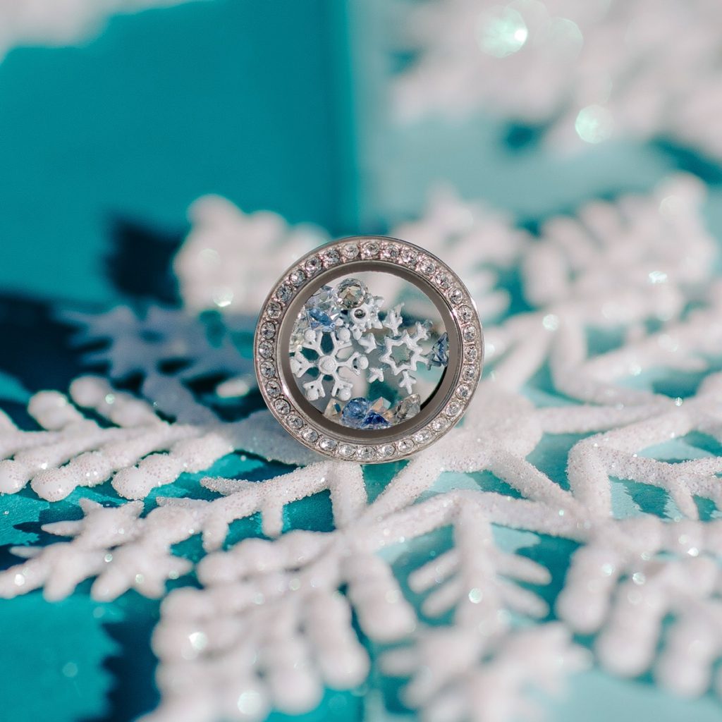 Origami Owl Snowflake Locket Ring